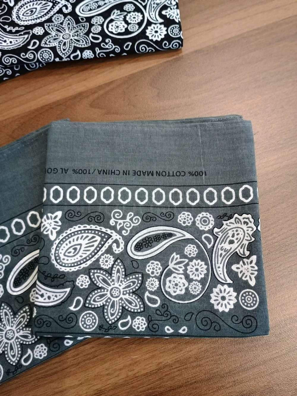 N/A classic paisley